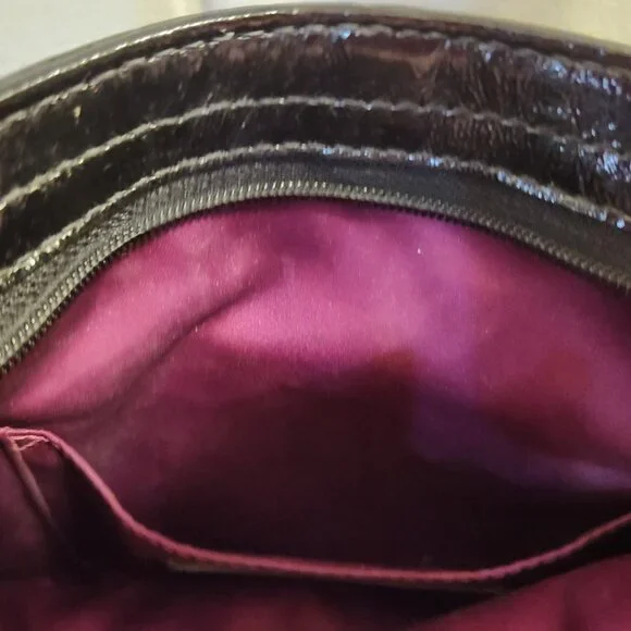 Coach Signature Zoe Black Patent Leather handbag with Deep Orchid lining - Picture 9 of 11